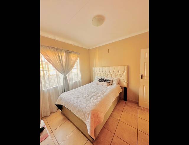 3 BEDROOM HOUSE FOR SALE IN WATERVAL EAST